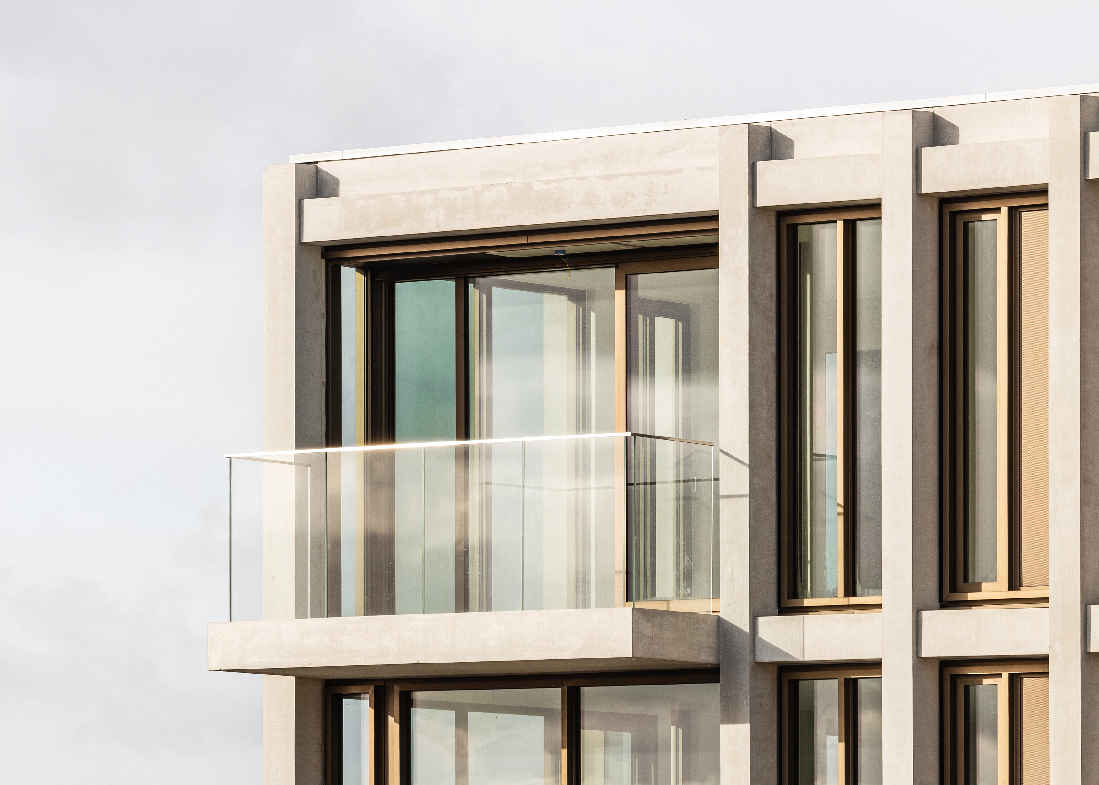 8.Singel%20Toren%20 %20Exterior%20Shot%2002